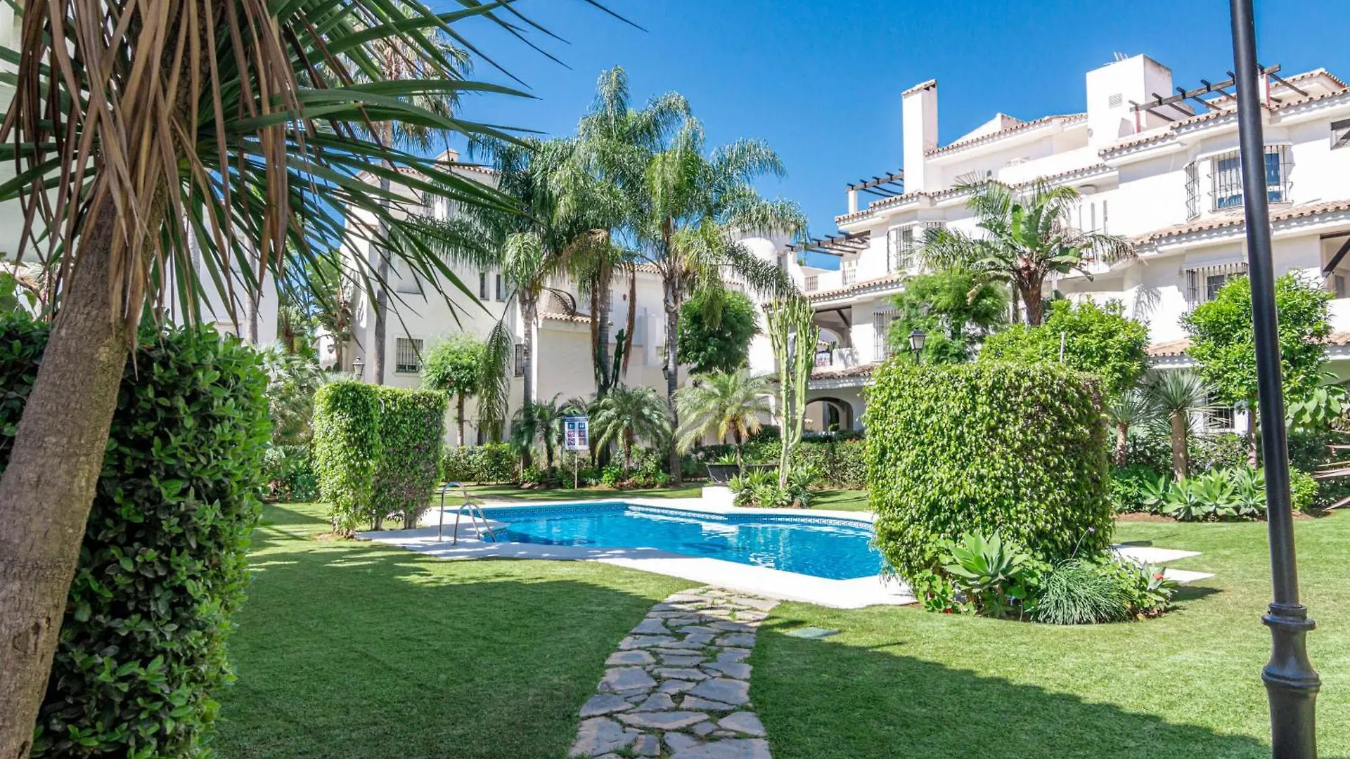 Lnm43- Cozy Holiday Home Close To Puerto Banus Марбелья Апартаменты